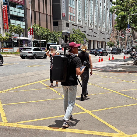 設備整合不減規格，毫米級精度與高解析真彩一次到位